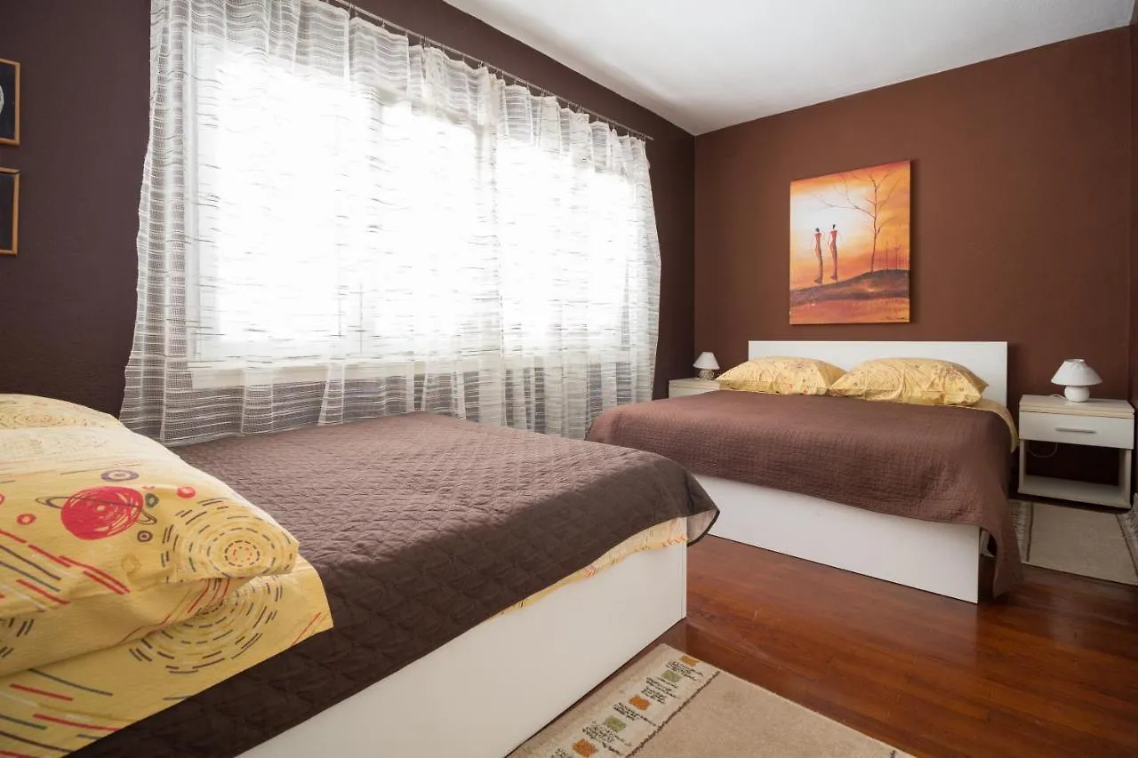 Apartment Holiday House Zaton Nin