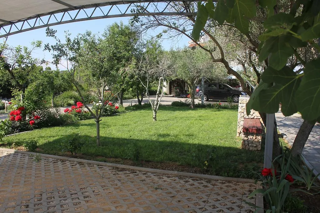 Apartment Holiday House Zaton Nin